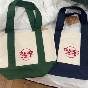 Trader Joe's Green and Blue Tote Bag Set